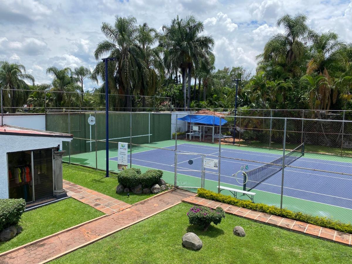 Bed & Tennis - Vista Hermosa Cuernavaca Ngoại thất bức ảnh