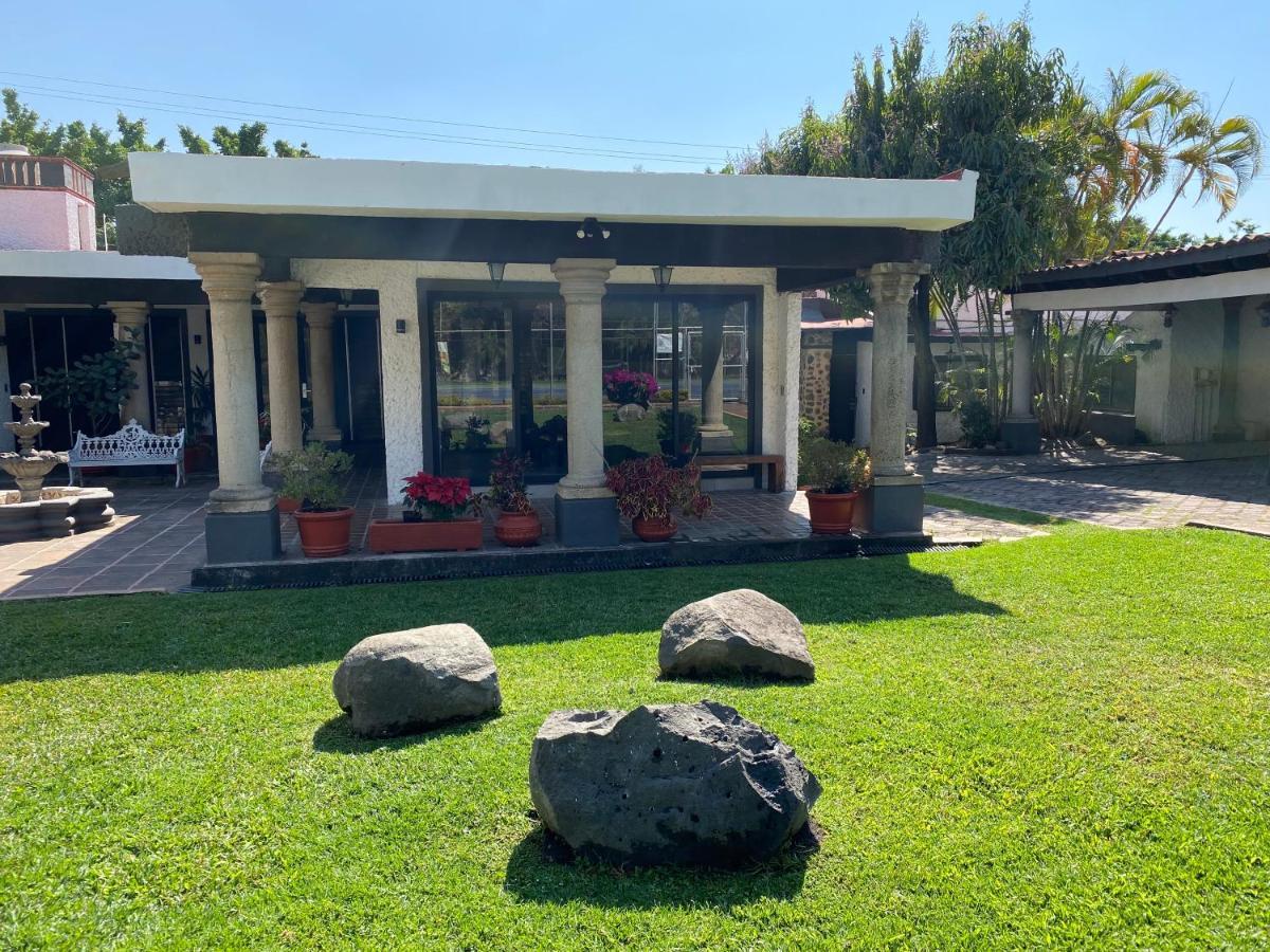 Bed & Tennis - Vista Hermosa Cuernavaca Ngoại thất bức ảnh